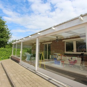 De Karweier - zinken dakgood - ceder - veranda 15